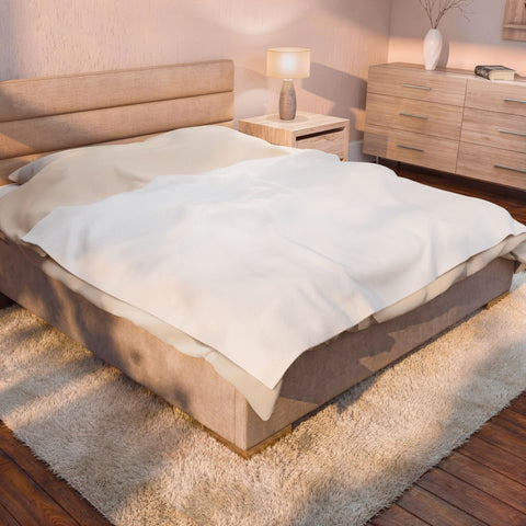 Plush Velveteen Blanket — Ultra-Soft Cozy Throw for Home & Gifts